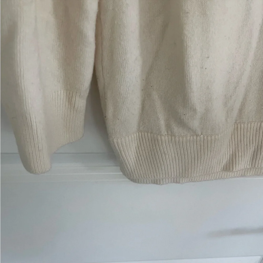 Phrase Soft Acrylic Scoop Neck Sweater Cream Size M